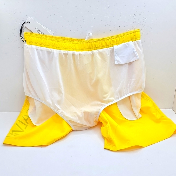 CALVIN KLEIN MEN'S SWIM TRUNK YELLOW - Picture 10 of 12